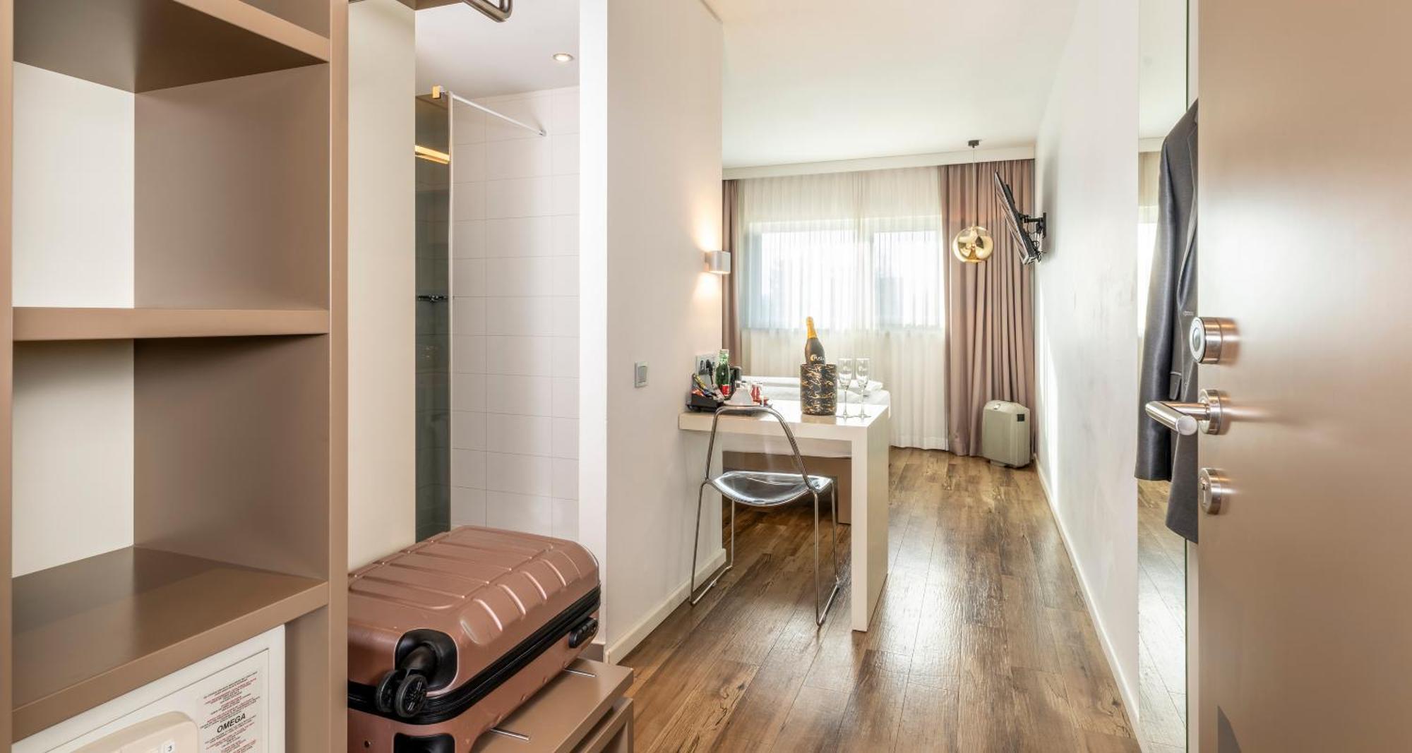 Plaza Inn Graz Bagian luar foto